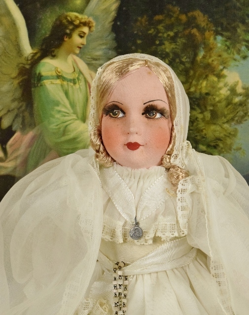 B1423 - Exquisite Antique French Boudoir Doll Bon Bon Box, First Communion Gift C1920