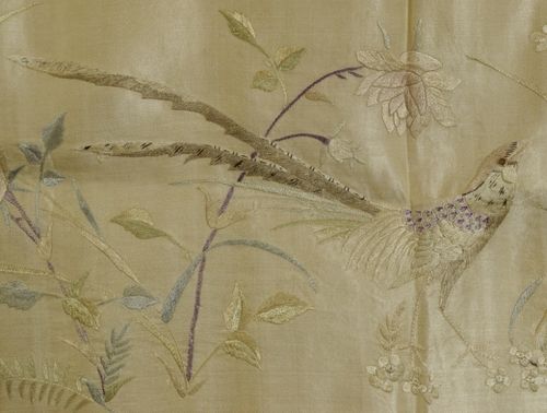 B1476 - Beautiful Wide Panel / Pelmet 19th C Hand Embroidered Chinese Silk With Bird & Flowers