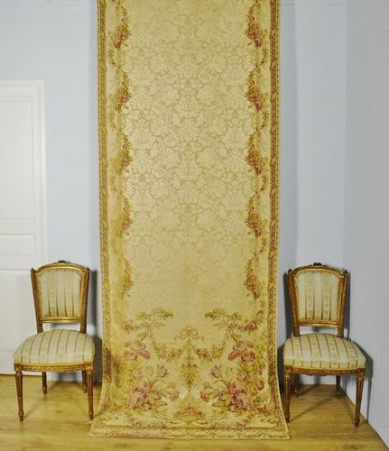 B1952 - Exquisite Long Antique French Silk Aubusson Tapestry Chateau Portiere / Curtain