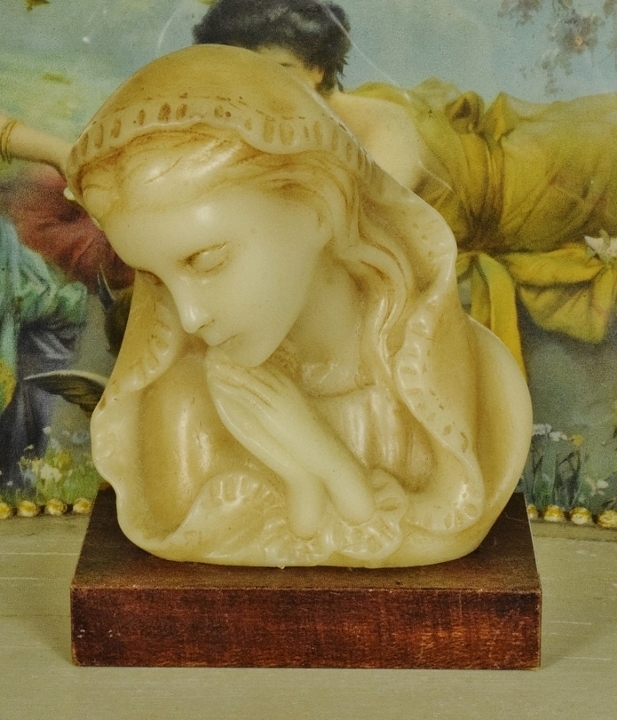 B1919 - Sublime Antique French Religious Wax Bust / Statue Virgin Mary, The Madonna